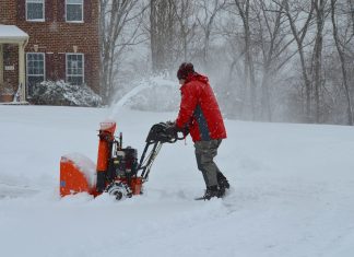 The Best Snow Blower Brands in Canada 2023